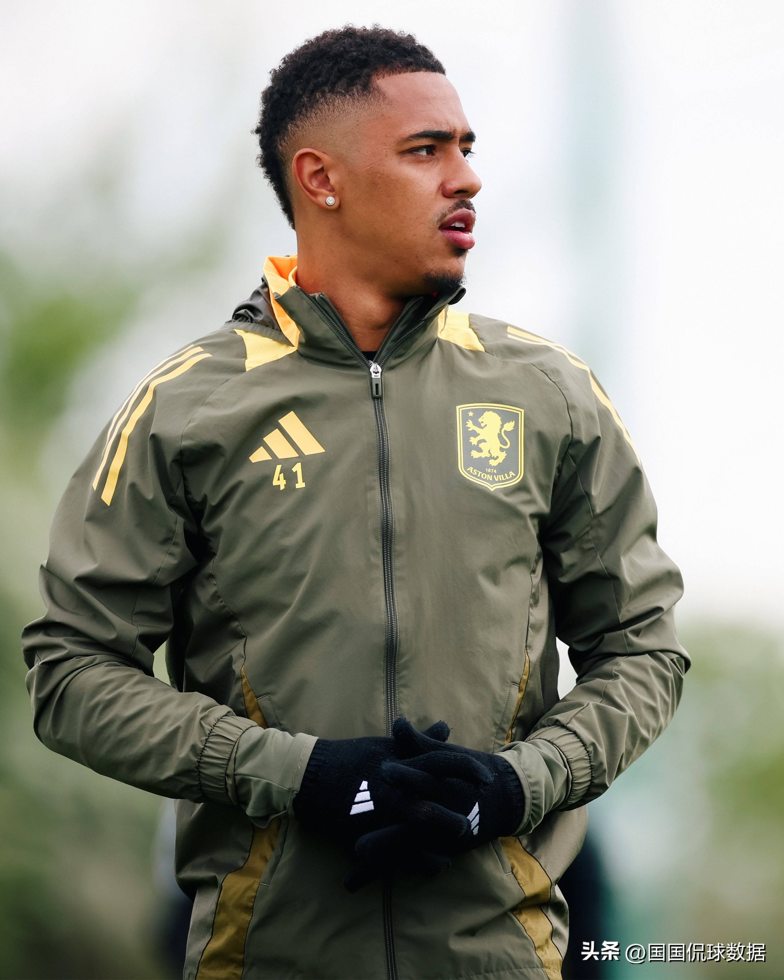 开云体育-关于里程碑夜阿斯顿维拉手感冰凉；足总杯今夜刷纪录；赛场秩序良好；资深球员宣示担当的信息