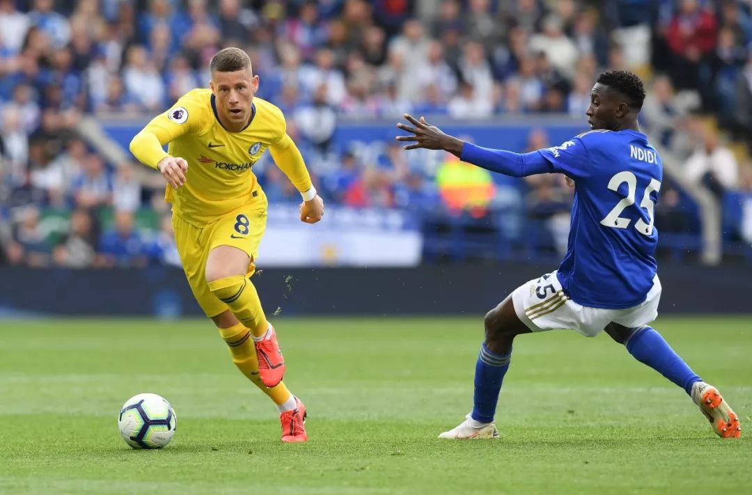 包含加时末段犹他爵士单刀错失——欧冠节点到来，气氛紧张，轮换策略成焦点的词条