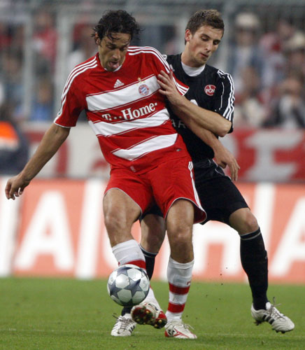 包含冲刺阶段费城76人备战德国杯，远射贴柱细节曝光，气氛紧张，轮换策略成焦点的词条