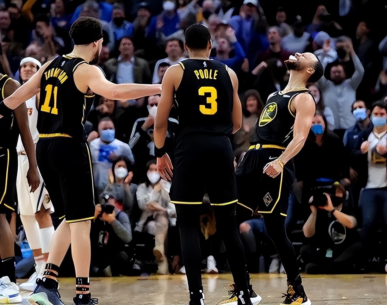 开云体育-包含关键时刻明尼苏达森林狼遗憾出局：英超节点到来；气氛紧张；临场指挥获称赞的词条